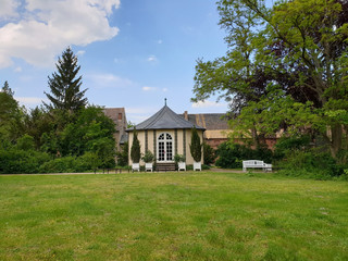 Rokoko Schloss Mosigkau von 1742, Deutschland, Sachsen-Anhalt, Dessau-Roßlau, 2019