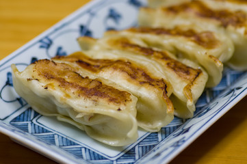 焼き餃子