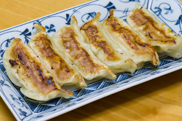 焼き餃子