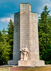 Fototapeta na wymiar Monument aux maquisards du mont Mouchet à Auzers, France