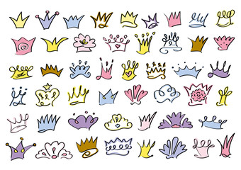 Set von 48 Kronen und Diademen handgezeichnet in Pastelfarben