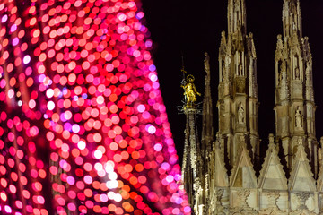 Milano luci di Natale in piazza Duomo e Galleria