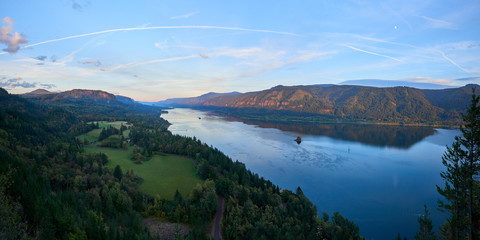 Panoramic view of the Columbia River Gorge view from Cape Horn cliff-edge viewpoint.