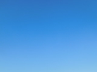 A picture of a blue sky in the sea