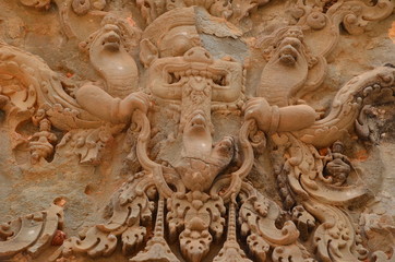 Ein Tempel mit wunderschönen Figuren: Bakong