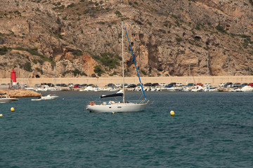 Fototapeta na wymiar boat on the sea-javea