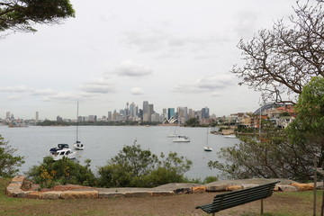 Fototapeta na wymiar View from Cremorne Point to City of Sydney, Australia