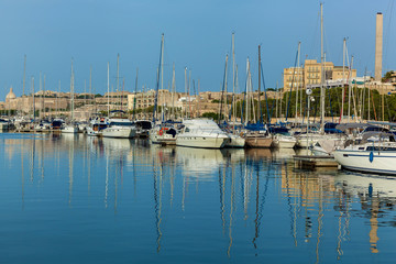 Fototapeta na wymiar A beautiful seaport with yachts