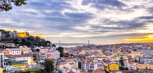 Fototapeta premium Lisbon skyline at colourful sunset