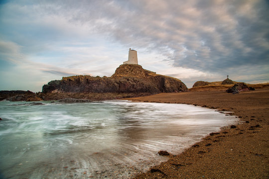 Ynys Llanddwyn