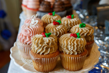 Carrot cake cupcakes with wavy frosting