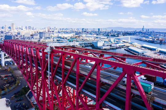 赤い高架橋　空撮