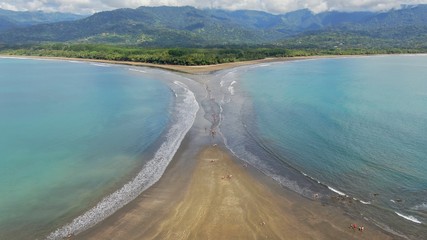 Vista aerea del paso de Moises en Bahia Ballena, Costa Rica