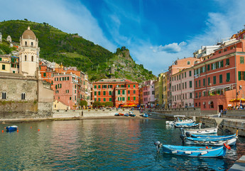 Idyllic landscape of Vernazza village, Cinque Terre, Italy