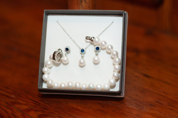 The bride's jewelry for the wedding day