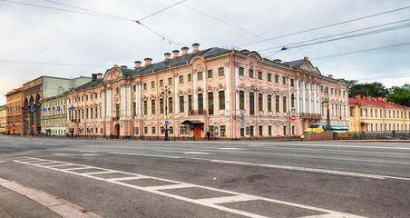 Fototapeta na wymiar Stroganov Palace, a Late Baroque palace and Nevsky Prospect, St. Petersburg, Russia