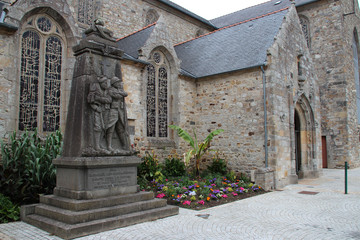 war memorial and saint-pierre church in crozon (brittany - france) 