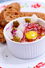 beef tartare with egg