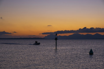 coucher de soleil sur la côte d'azur, France.