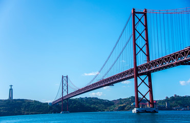ponte 25 de abril of lisbon