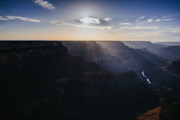 Coucher de soleil dans le parc National Grand Canyon en Arizona