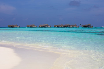 Fototapeta na wymiar Beach of Paradise Island (Lankanfinolhu), Maldives