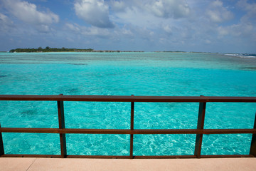 Fototapeta na wymiar Paradise Island (Lankanfinolhu), Maldives