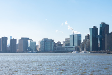 Obraz premium Midtown Manhattan Skyline along the East River in New York City