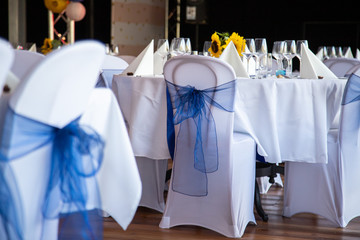 Décoration de table jour d'un mariage après la cérémonie
