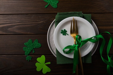 A simple table setting for St Patrick's day festivities