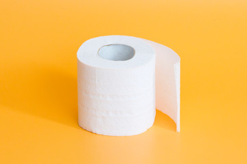 Lots of toilet paper rolls in a groupм