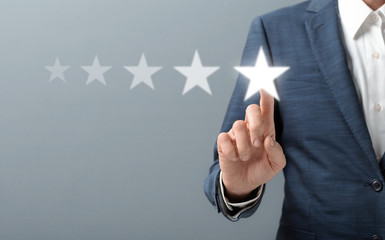 Independent auditor evaluating excellent survey with five star rating