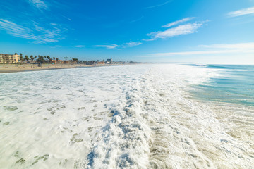 Fototapeta na wymiar White water in Pacific Beach in San Diego