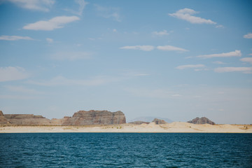 Lac Powell - Lac artificiel situé entre l'Arizona & l'Utah