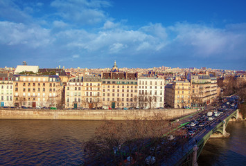 Fototapeta na wymiar Aerial view of Pont de Sully in Paris 