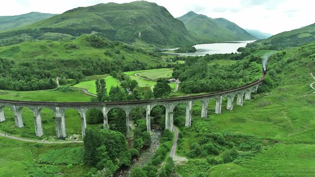Scotland There are several small groupings of outlying islands involved bridge mountains