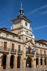 Fototapeta na wymiar City Hall and Square in Oviedo; Asturias