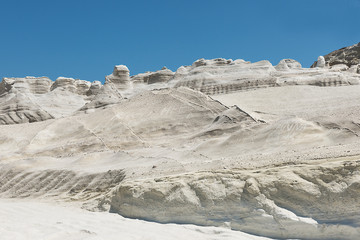 Felsformationen an der Küste der Insel Milos, Sarakiniko, Griechenland