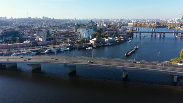 City traffic in Kiev along the Havansky bridge near Podil