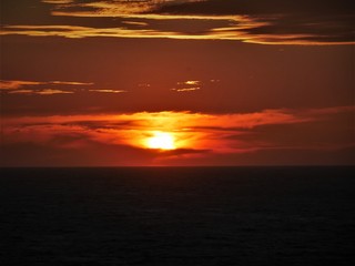 Obraz premium Sonnenuntergang über dem Meer
