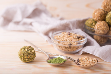 Healthy Oatmeal Snacks Energy Balls with Oats Almond Butter and Honey
