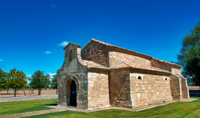 Fototapeta na wymiar Église wisigothique de San Juan de Baños de Cerrato, Espagne