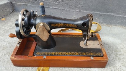 sewing machine made in the ussr