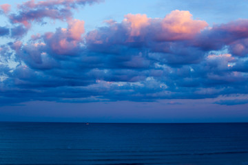 Obraz premium Ocean at Sunrise