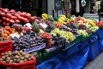fresh fruit oranges and pomegranates at the Bazaar in Istanbul.