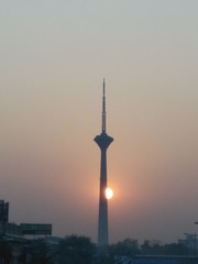 Naklejka premium tv tower at smogy sunset