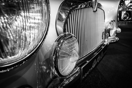 MAASTRICHT, NETHERLANDS - JANUARY 15, 2016: Fragment of a sports car Talbot-Lago T14 LS Special, 1956. Black and white. International Exhibition InterClassics & Topmobiel 2016