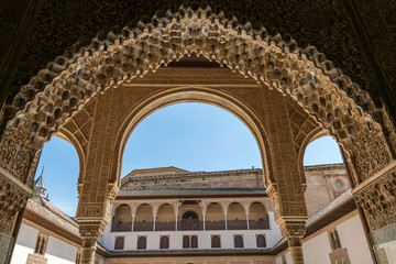 Fototapeta premium Arabic style architecture, building and art design in Alhambra