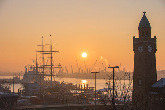 Port of Hamburg in the early morning sunrise