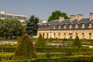 Obraz premium Invalides gardens